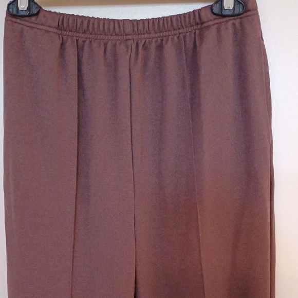Blair Women's Brown and Blue Straight Leg Pants - Picture 5 of 9